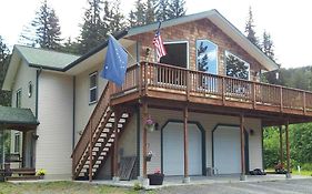 Glacier Creek Lodging